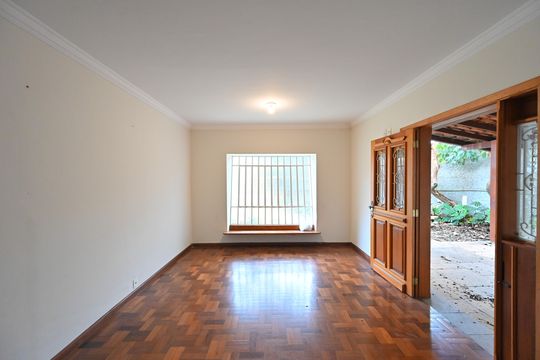 Sala de casa à venda com 8 quartos, 353m² em Vila Clementino, São Paulo