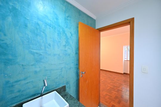 Banheiro da Suíte 1 de casa à venda com 8 quartos, 353m² em Vila Clementino, São Paulo