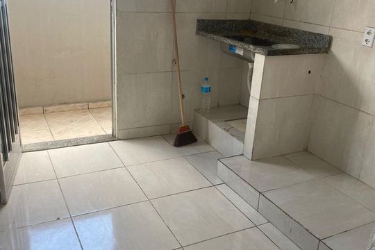 Cozinha de kitnet/studio para alugar com 1 quarto, 40m² em Rocha Sobrinho, Mesquita