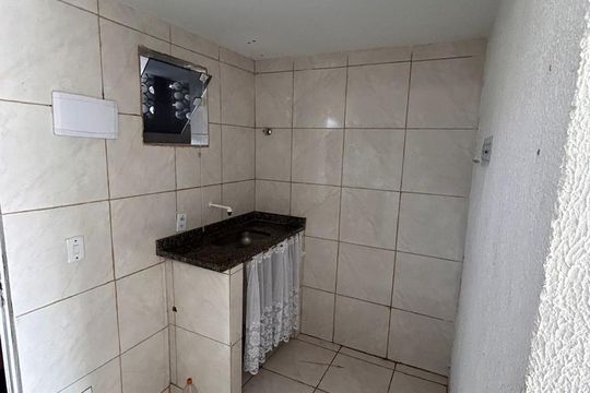 Cozinha de kitnet/studio para alugar com 1 quarto, 40m² em Rocha Sobrinho, Mesquita