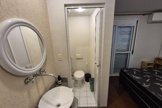 Banheiro de apartamento para alugar com 1 quarto, 35m² em Consolação, São Paulo