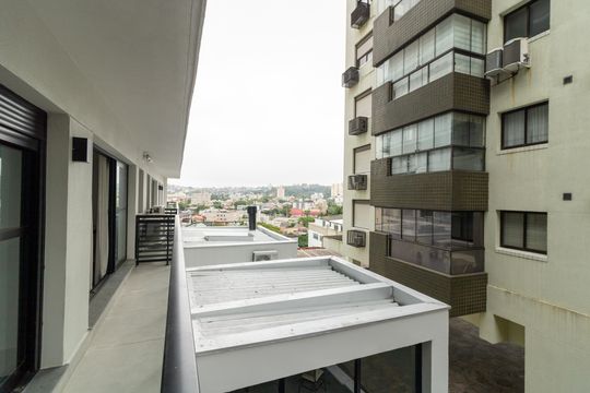 Sacada de apartamento à venda com 2 quartos, 69m² em Petrópolis, Porto Alegre