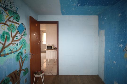 Quarto 2 de apartamento à venda com 2 quartos, 41m² em Rubem Berta, Porto Alegre