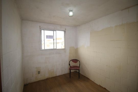 Quarto 1 de apartamento à venda com 2 quartos, 41m² em Rubem Berta, Porto Alegre