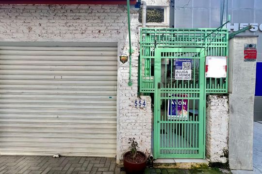 Fachada de casa para alugar com 3 quartos, 135m² em Pinheiros, São Paulo