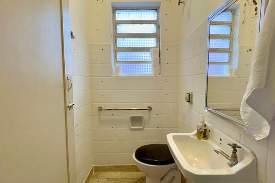 Lavabo de casa para alugar com 3 quartos, 135m² em Pinheiros, São Paulo