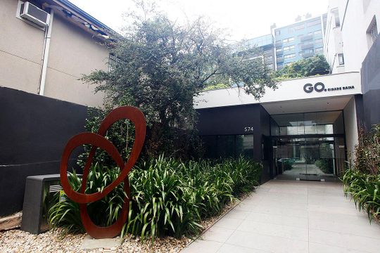Fachada de apartamento para alugar com 1 quarto, 27m² em Cidade Baixa, Porto Alegre