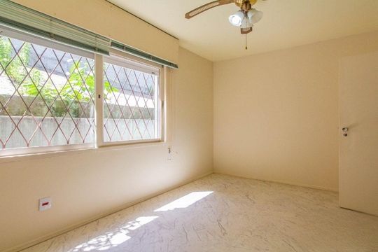 Quarto 2 de apartamento à venda com 2 quartos, 60m² em Petrópolis, Porto Alegre