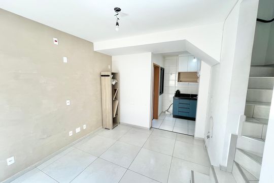 Casa de Condomínio à venda com 2 quartos, 52m² em Parque Peruche, São Paulo