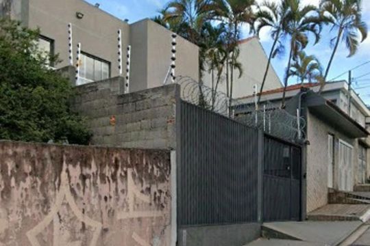 Fachada de casa para alugar com 3 quartos, 298m² em Vila Talarico, São Paulo