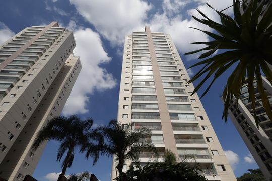 Fachada de apartamento para alugar com 3 quartos, 96m² em Morumbi, São Paulo