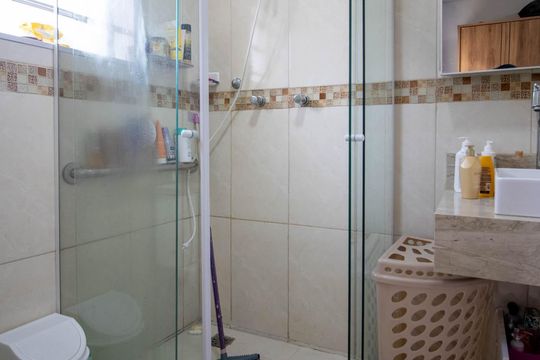 Banheiro Suíte 1 de casa à venda com 4 quartos, 250m² em Jardim Monte Kemel, São Paulo