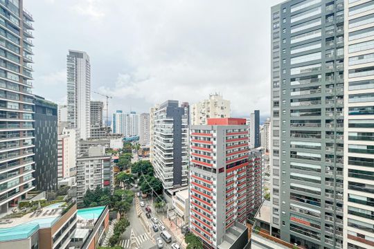 Vista da Suíte de apartamento à venda com 1 quarto, 156m² em Vila Madalena, São Paulo
