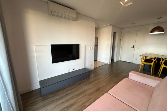 Sala de apartamento à venda com 1 quarto, 53m² em Alphaville Industrial, Barueri