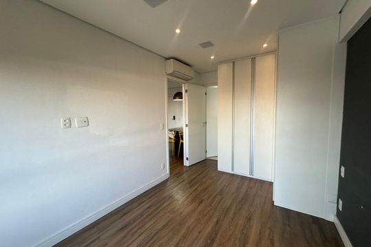 Suíte de apartamento à venda com 1 quarto, 53m² em Alphaville Industrial, Barueri