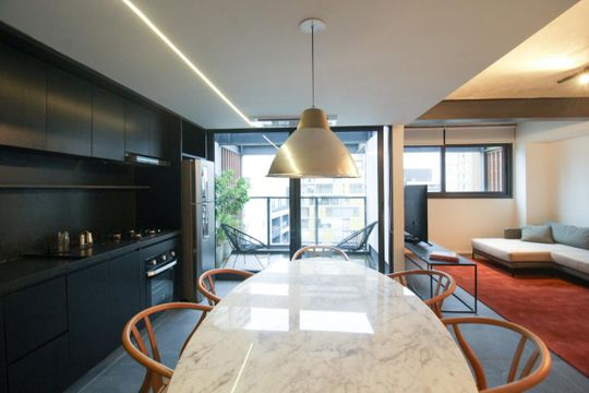 Cozinha de apartamento à venda com 1 quarto, 146m² em Vila Madalena, São Paulo
