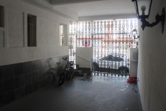 Garagem de casa à venda com 3 quartos, 180m² em Osvaldo Cruz, São Caetano do Sul
