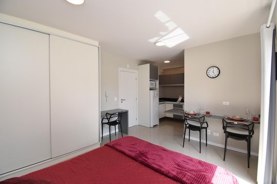 Kitnet/Studio para alugar com 1 quarto, 22m² em Centro, Curitiba