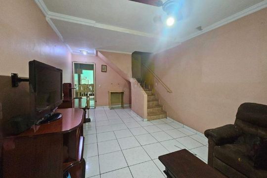Casa à venda com 2 quartos, 79m² em Jardim Pedreira, São Paulo