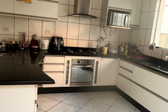 Cozinha de casa à venda com 2 quartos, 185m² em Vila Ponte Rasa, São Paulo