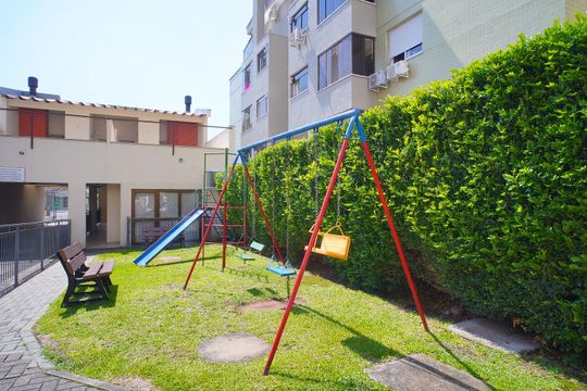 Área comum - Playground de apartamento para alugar com 2 quartos, 75m² em Chácara das Pedras, Porto Alegre