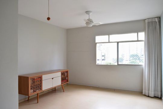 Sala de apartamento à venda com 2 quartos, 72m² em Pinheiros, São Paulo