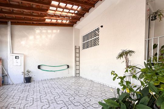 Garagem de casa à venda com 4 quartos, 200m² em Planalto, São Bernardo do Campo