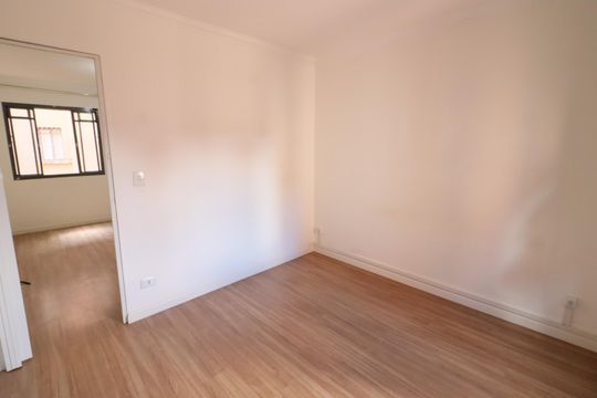 Quarto 1 de apartamento para alugar com 2 quartos, 55m² em Conceicao, Osasco