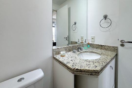 Banheiro Social de apartamento para alugar com 2 quartos, 55m² em Jardim Olavo Bilac, São Bernardo do Campo