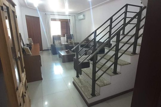 Sala de casa à venda com 4 quartos, 201m² em Mato Grande, Canoas