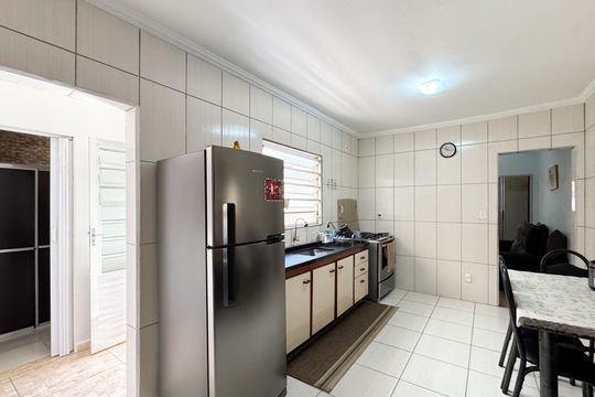 Cozinha de casa à venda com 3 quartos, 117m² em Bairro dos Casa, São Bernardo do Campo