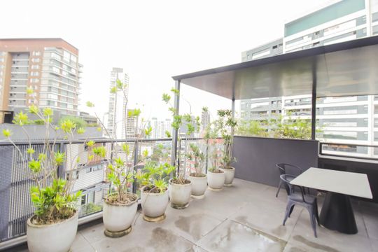 Terraço de apartamento à venda com 1 quarto, 99m² em Vila Madalena, São Paulo