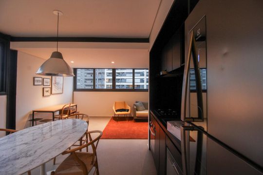 Cozinha de apartamento à venda com 1 quarto, 99m² em Vila Madalena, São Paulo