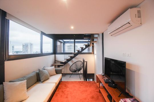 Sala de apartamento à venda com 1 quarto, 99m² em Vila Madalena, São Paulo