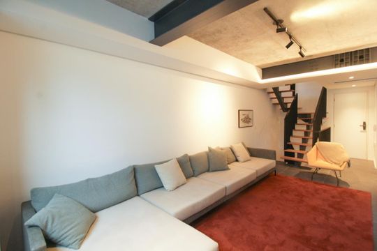 Sala de apartamento à venda com 1 quarto, 150m² em Vila Madalena, São Paulo