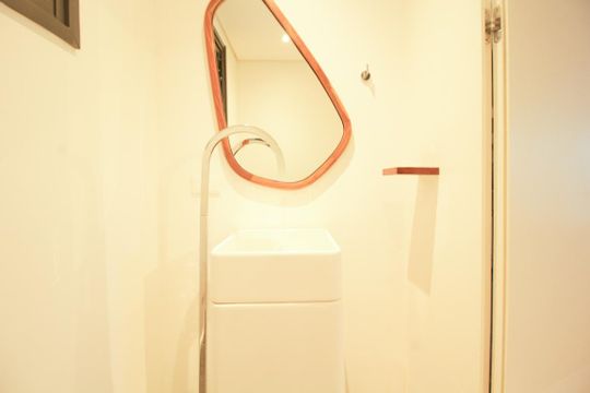Lavabo de apartamento à venda com 1 quarto, 150m² em Vila Madalena, São Paulo