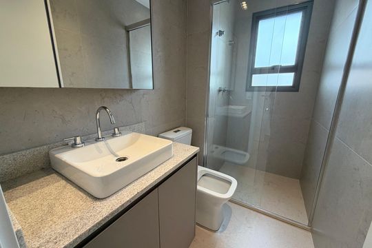 Banheiro da Suíte de apartamento para alugar com 3 quartos, 81m² em Brooklin, São Paulo
