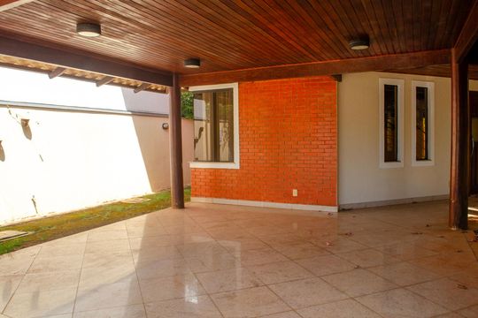 Casa de Condomínio para alugar com 3 quartos, 438m² em Jardins Mônaco, Aparecida de Goiânia