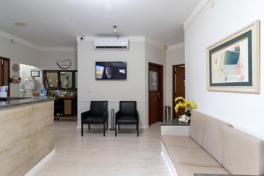 Sala de casa à venda com 3 quartos, 100m² em Bosque, Campinas