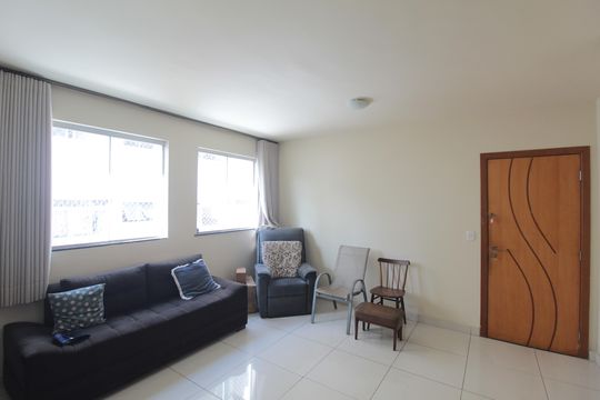 Apartamento à venda com 3 quartos, 135m² em Itapoã, Belo Horizonte
