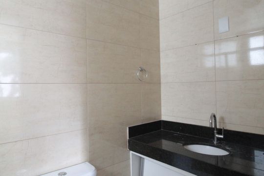 Banheiro da Suite de apartamento à venda com 3 quartos, 135m² em Itapoã, Belo Horizonte