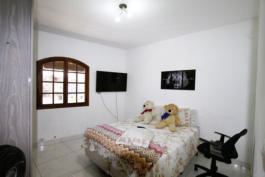 Quarto 2 de casa à venda com 4 quartos, 350m² em Cidade Industrial, Belo Horizonte