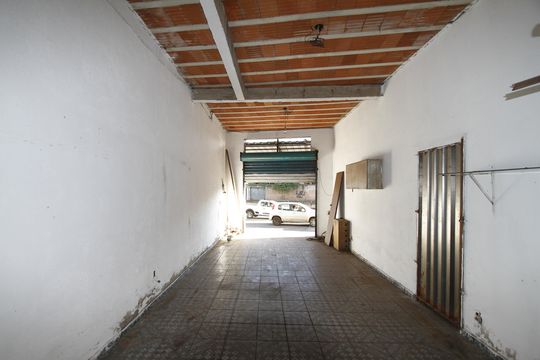 Garagem de casa à venda com 4 quartos, 350m² em Cidade Industrial, Belo Horizonte