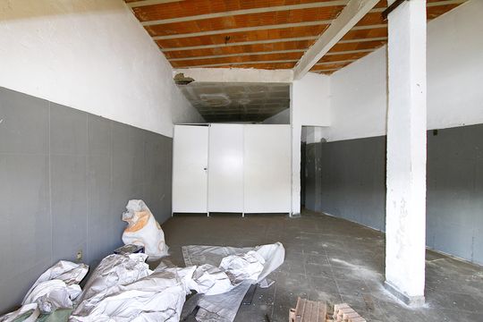 Garagem de casa à venda com 4 quartos, 350m² em Cidade Industrial, Belo Horizonte