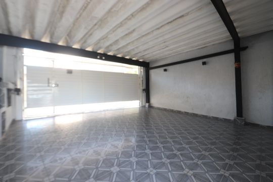Garagem de casa à venda com 6 quartos, 174m² em Vila Santa Clara, São Paulo