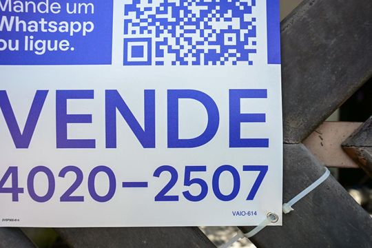 Fachada de casa para alugar com 3 quartos, 101m² em Parque Monte Alegre, Taboão da Serra