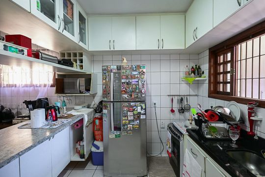 Cozinha de casa para alugar com 3 quartos, 101m² em Parque Monte Alegre, Taboão da Serra