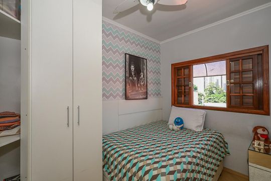 Quarto 1 de casa para alugar com 3 quartos, 101m² em Parque Monte Alegre, Taboão da Serra