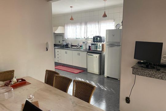 Cozinha de casa à venda com 4 quartos, 523m² em Jardim Atibaia (Sousas), Campinas