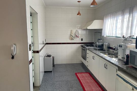 Cozinha de casa à venda com 4 quartos, 523m² em Jardim Atibaia (Sousas), Campinas